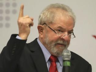 Φωτογραφία για Βραζιλία: Σε διαπραγματεύσεις ο πρώην πρόεδρος Λούλα για να παραδοθεί στις αρχές
