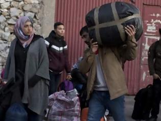 Φωτογραφία για Frankfurter Rundschau: Αύξηση προσφύγων στην Ελλάδα λόγω Τουρκίας; - Οι ευθύνες της Αθήνας