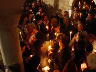 Φωτογραφία για Τελετή αφής του Αγίου Φωτός στα Ιεροσόλυμα