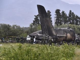 Φωτογραφία για Αεροπορική τραγωδία στην Αλγερία