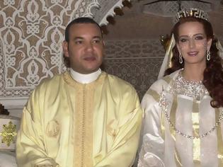 Φωτογραφία για Διαζύγιο του βασιλιά του Μαρόκου Μοχάμεντ με τη Λάλα Σάλμα