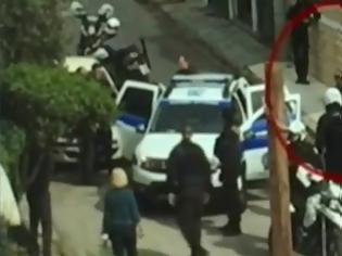 Φωτογραφία για Βίντεο: Δείτε την επ' αυτοφώρω σύλληψη των ρομά διαρρηκτών που είχαν «ρημάξει» την Γλυφάδα