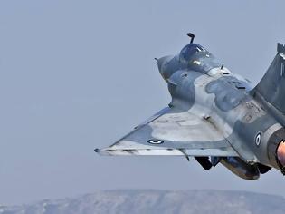 Φωτογραφία για Τραγωδία: Συντριβή Mirage 2000-5 στη Σκύρο