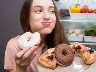 Φωτογραφία για Τι κάνει η ζάχαρη στο σώμα σου όταν καταναλώνεις μεγάλες ποσότητες γλυκών
