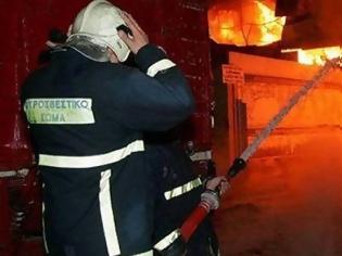 Φωτογραφία για Στις φλόγες μονοκατοικία στην Κυλλήνη - Νεκρή μια 79χρονη