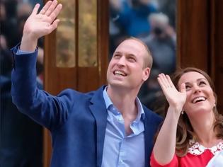 Φωτογραφία για Η Βρετανία γιορτάζει τη γέννηση του νέου πρίγκιπα - Ποιο θα είναι το όνομά του;