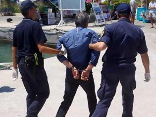 Φωτογραφία για Λιμενικοί της Χαλκίδας συνέλαβαν 55χρονο για πλανόδιο εμπόριο μελιού!
