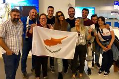 Σοκ… ο Γιώργος Αρσενάκος (διευθυντής της Panik Records) συνοδεύει την αποστολή της Κύπρου στη Λισαβόνα και όχι την αποστολή της Ελλάδας!!! #eurovision #eurovisionfans #giannaterzi