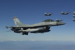 Υπεγράφει η σύμβαση για την αναβάθμιση των F16