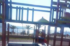 Καθάρισε και ευπρέπισε μόνος του την ΠΑΙΔΙΚΗ ΧΑΡΑ ΑΣΤΑΚΟΥ