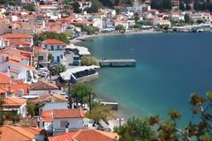 Εδώ δεν θα βρεις λίμνη, αλλά νησιώτικη ομορφιά