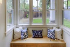 Γιατί πρέπει να ψεκάζεις τα παράθυρά σου με λευκό ξύδι