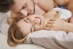 2 βήματα που σε φέρνουν πιο κοντά στον οργασμό