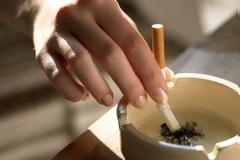 Μπορεί το κάπνισμα να γίνει λιγότερο βλαβερό; Τι λένε οι ειδικοί;
