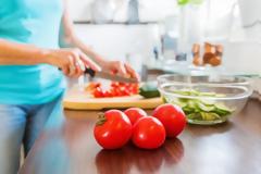 Πώς ξεφλουδίζουμε εύκολα τις ντομάτες;