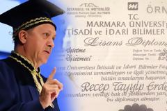 Ο Ερντογάν είναι υποψήφιος πρόεδρος με... πλαστό πτυχίο!