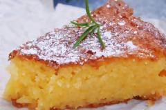 Γιαουρτόπιτα παραδοσιακή σιροπιασμένη