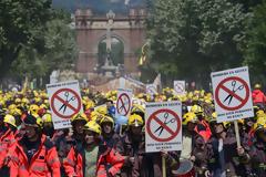 ΕΑΠΣ: Τον Μάη της ζωής μας δεν το χαρίζουμε στη χειμωνιά