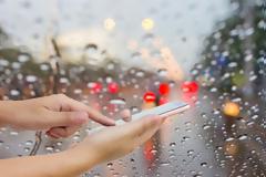 Τα… καπρίτσια του καιρού επηρεάζουν και τις αναρτήσεις στα social media