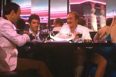 Τι γίνεται όταν η κοπέλα σου δεν γουστάρει τους κολλητούς σου;