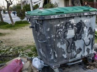 Φωτογραφία για Πετρούπολη: Νέα ευρήματα κοντά στον κάδο σκουπιδιών που βρέθηκε νεκρό μωρό
