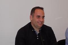 Ηλίας Νταραράς: Αδέσποτα Συναισθήματα