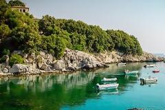 4 ανοιξιάτικες εκδρομές που συνδυάζουν βουνό και θάλασσα