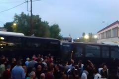 Ένταση στις συγκεντρώσεις της Μυτιλήνης