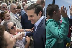 Επίσκεψη Τσίπρα στη Λήμνο - Η βόλτα στα καταστήματα και τα απρόοπτα! (ΦΩΤΟ & ΒΙΝΤΕΟ)