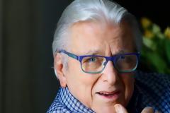 Ο Κώστας Βουτσάς ζητά συγγνώμη από τη Μαρία Ρεπούση