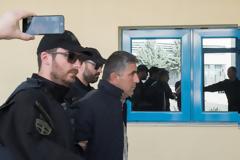 Der Standard: «Η Αθήνα περιμένει τους 'ομήρους του Ερντογάν'» ο τίτλος του άρθρου της αυστριακής εφημερίδας