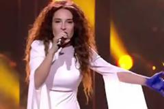 Eurovision 2018: Η δεύτερη πρόβα της Γιάννας Τερζή με βαμμένο μπλε χέρι