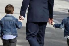 Φιάσκο με τα επιδόματα τέκνων – Στον «αέρα» 700.000 νοικοκυριά