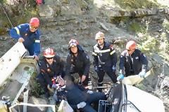 Άσκηση 5ης ΕΜΑΚ για τροχαίο σε δύσβατο σημείο του Ζαγορίου