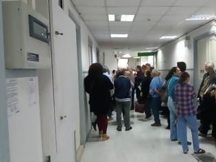 Φωτογραφία για Ανασφάλιστοι και «δωρεάν» εξετάσεις: Το χρονικό μιας κοροϊδίας…