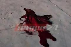 Πάτρα: Εφιάλτης αίματος στην Παραλιακή - Πετροπόλεμος και πυροβολισμοί ανάμεσα σε μετανάστες-Ένας νεκρός, νέες ομάδες και ο «έλεγχος» του Λιμανιού