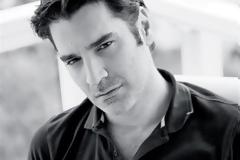 Ο Παπακαλιάτης αποκαλύπτει τον πραγματικό λόγο που δεν συμμετέχει στους νέους Δέκα Μικρούς Μήτσους