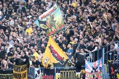 Το… πάρτι στης Ριζούπολη! Εικόνες από το Απόλλων Σμύρνης – ΑΕΚ