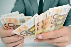 Ανάσα για χιλιάδες εργαζόμενους: Ποιοι μπορούν να εργάζονται και να λαμβάνουν συγχρόνως και σύνταξη