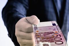 Πολιτευτής των ΑΝΕΛ κατηγορείται ότι εκβίασε δικηγόρο στο Ηράκλειο