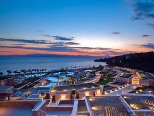 Φωτογραφία για Το πιο μεγάλο και εξωφρενικά πολυτελές ξενοδοχείο στην Ελλάδα