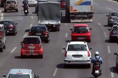 Έρχονται «ραβασάκια» από την εφορία για χιλιάδες ανασφάλιστα Ι.Χ.