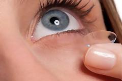 Έρχονται οι πρώτοι αντηλιακοί φακοί επαφής!