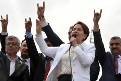 Μεράλ Ακσενέρ: Ήρθε η ώρα οι άνδρες στην εξουσία να νιώσουν τον φόβο