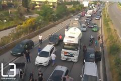 Διαβατά: Ξεσηκώθηκαν οι πρόσφυγες γιατί πλημμύρισαν οι σκηνές τους