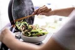 Δύο απλοί τρόποι να μυρίζει όμορφα η κουζίνα και η τραπεζαρία σας