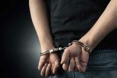 Άλλες τέσσερις συλλήψεις μεταναστών στο αεροδρόμιο του Ακτίου