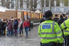 Βρετανία: Δύο αγόρια, 12 και 15 ετών, τραυματίστηκαν από σφαίρες στο Λονδίνο