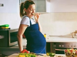 Φωτογραφία για 2 διατροφικές συνήθειες που επηρεάζουν τις γυναίκες που θέλουν να μείνουν έγκυες