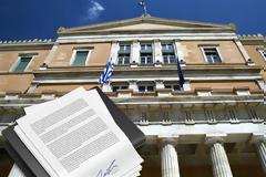 ΓΡ. ΠΡΟΫΠΟΛΟΓΙΣΜΟΥ ΒΟΥΛΗΣ: ΧΩΡΙΣ ΑΙΡΕΣΙΜΟΤΗΤΕΣ ΤΑ ΜΕΤΡΑ ΓΙΑ ΤΟ ΧΡΕΟΣ